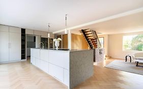 Villa Falsterbo - Beachside Luxury With Private Hot Tub